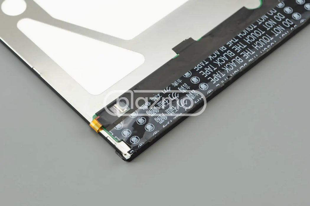 Black rectangular laptop battery with gold connector and warning labels for 10.1 inch samsung lcd panel display panel